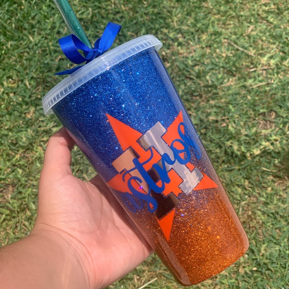 Personalized SB cups with astros logo .